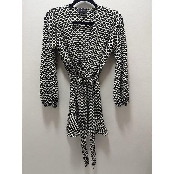 VICI Black & White Geometric Faux Wrap Dress Tychee - Size Small - Picture 1 of 7